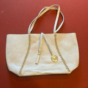 NWT $139 Grey women’s Badgley Mischka pebbled vegan leather handbag purse tote